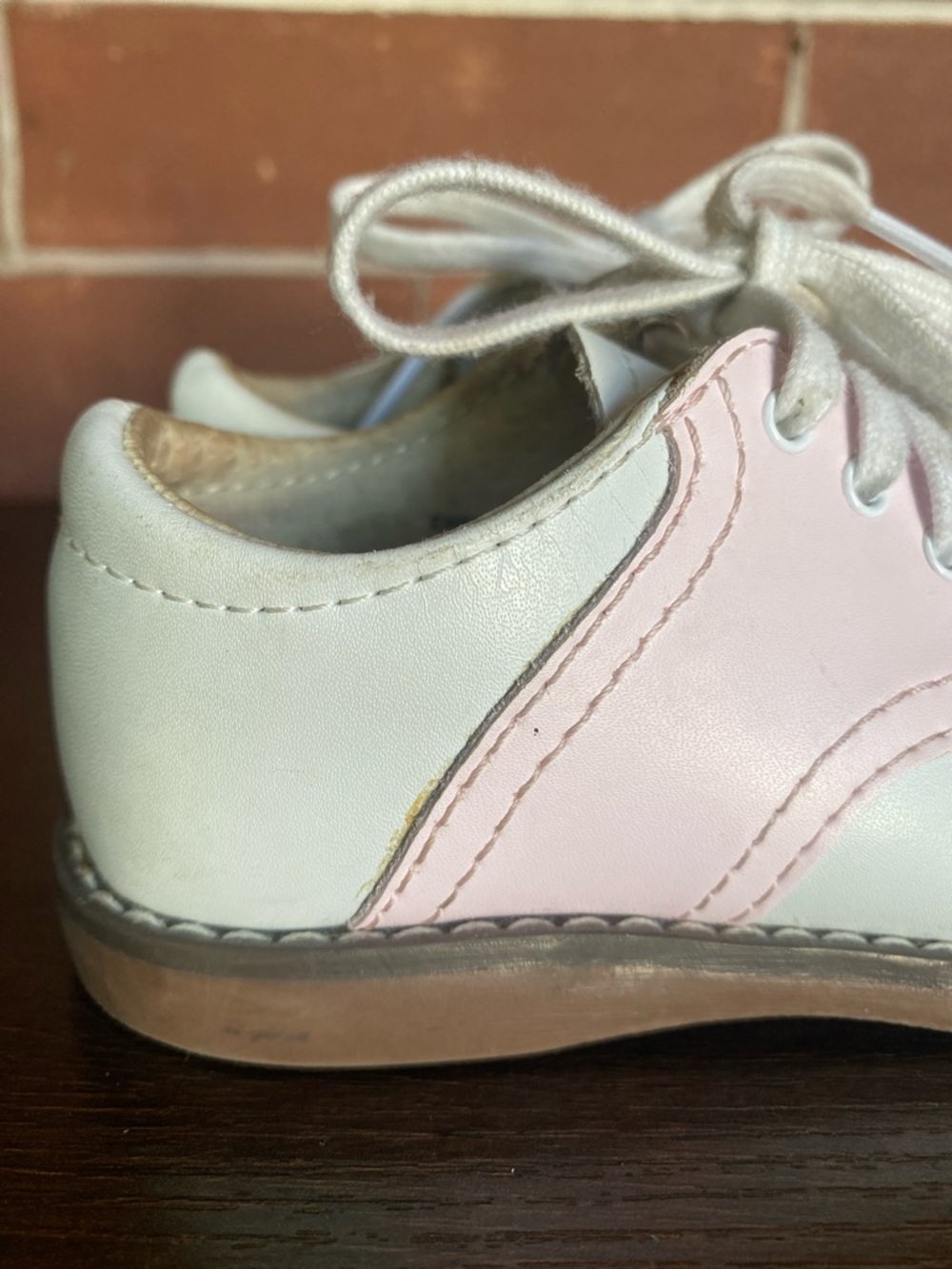 Footmates Cheer Oxford Shoes in Rose and White - Picture 9 of 10